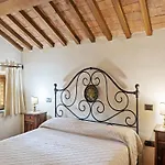 House In Umbria With Pool & Garden Views Perúgia