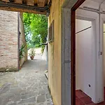 House In Umbria With Pool & Garden Views *