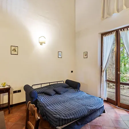 House In Umbria With Pool & Garden Views *